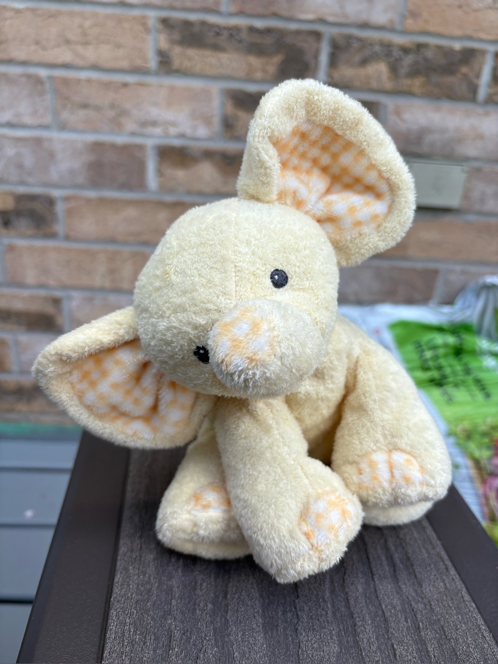 TY Pluffies P'Nut Yellow White Gingham Elephant Beanbag Plush 2007 8"